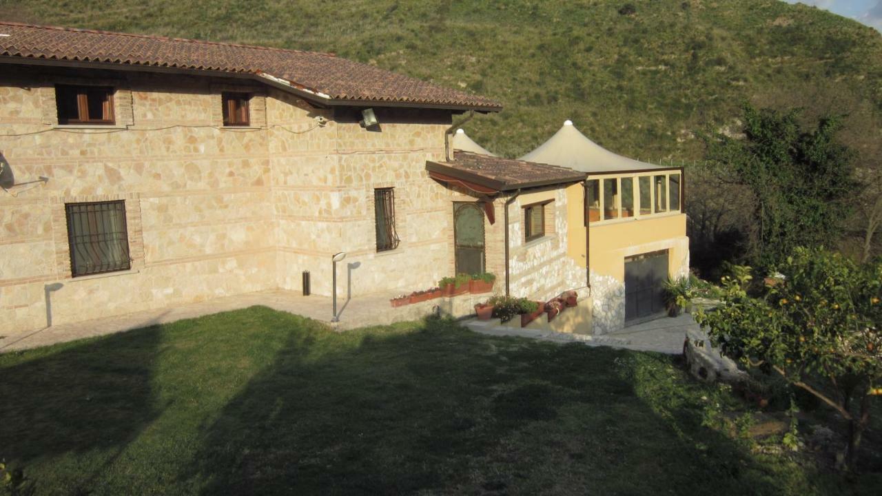 La Valle Incantata - Bauernhof Gerace
